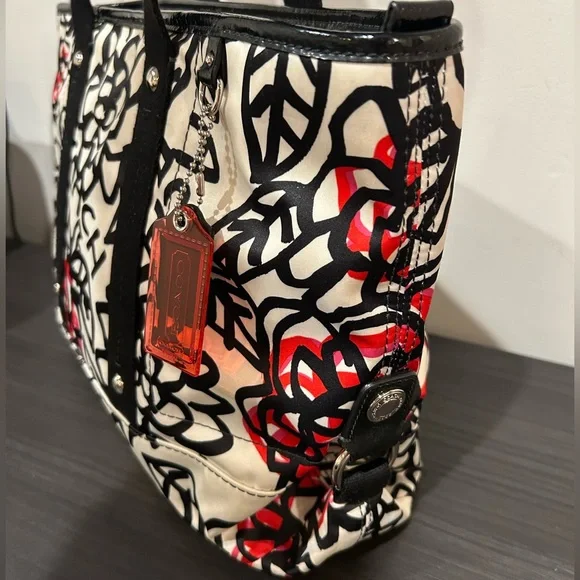 Coach Poppy Kyra floral tote bag in black and white nylon with red accents EUC - Picture 7 of 13